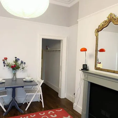Appartement Gorgeous Flat In Heart Of Clifton à Bristol Extérieur photo