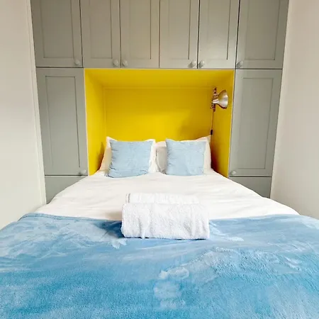 Appartement Gorgeous Flat In Heart Of Clifton à Bristol Extérieur photo