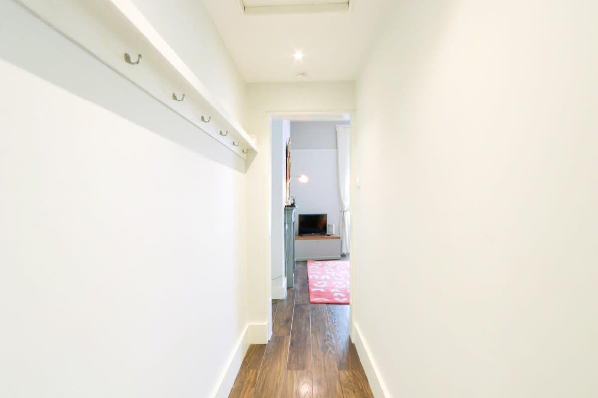 Gorgeous Flat In Heart Of Clifton * Bristol